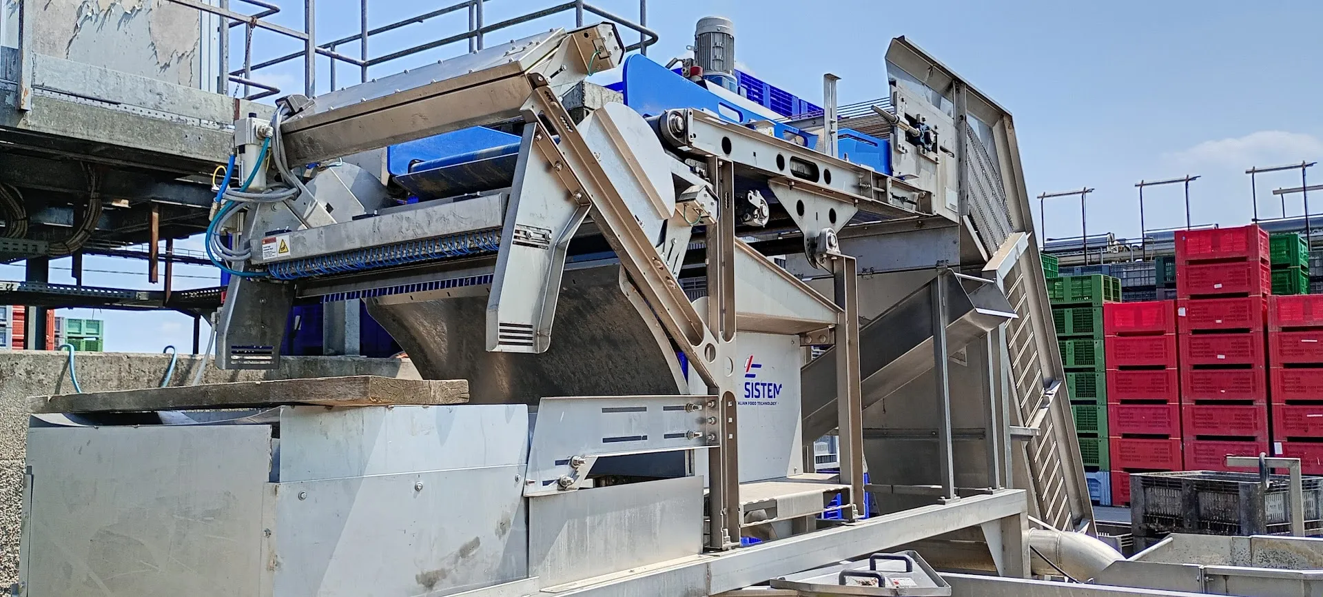 AgriPro tomato optical sorter installed in a processing plant